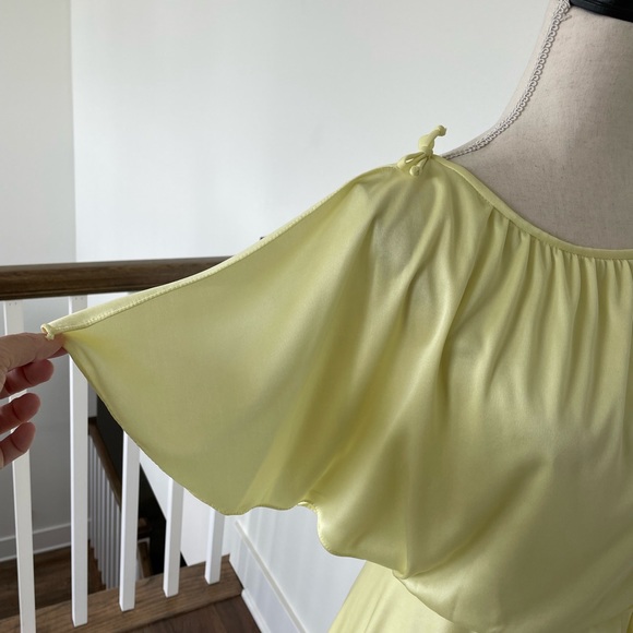 Vintage 70s Yellow Flutter Sleeve Dress - Picture 10 of 11